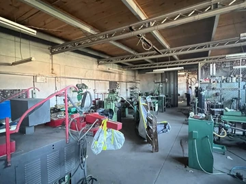 Warehouse & Factory