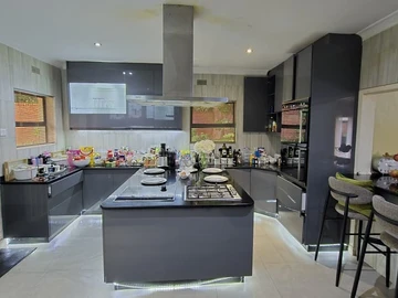 4 Bedroom House