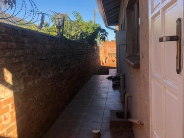 2 Bedroom Cottage