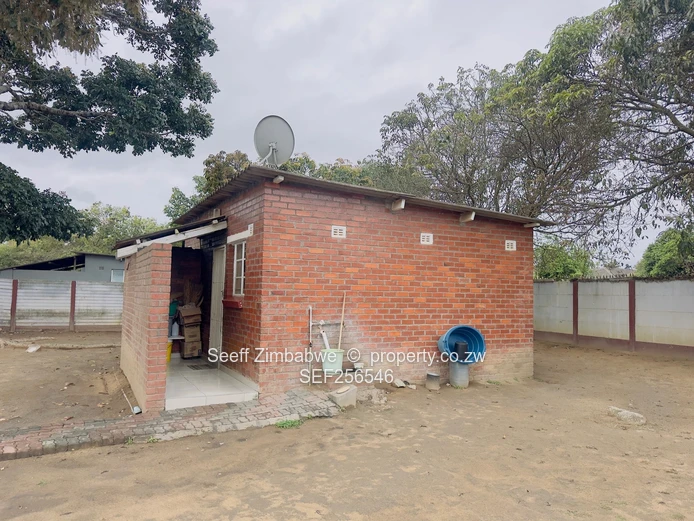3 bed house on 4136sqm for sale in Old Windsor, Ruwa