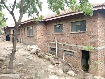 7 Bedroom House