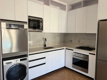 Flat & Apartment