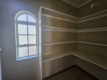 3 Bedroom Garden Flat