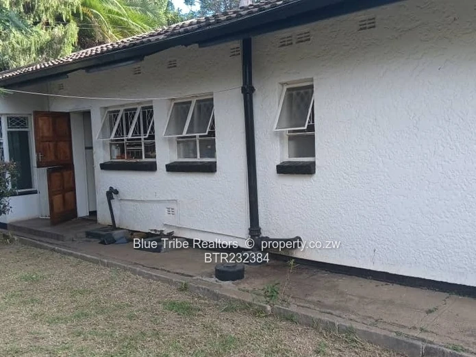 House for sale in Sunridge