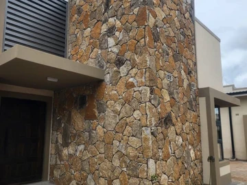 3 Bedroom Garden Flat