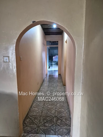 Tynwald Lenana park -house for sale 67k