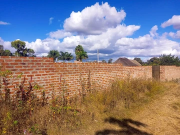 Commercial & Industrial Land