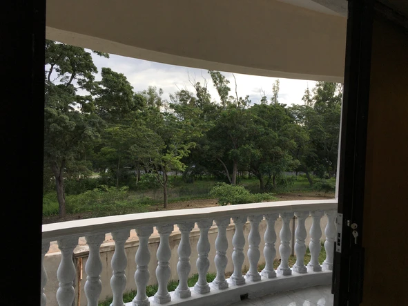 3 Bedroom Flat & Apartment