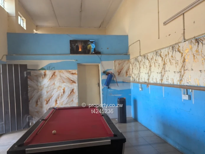 Chitungwiza Zengeza 4 commercial building for sale  (Sole Mandate)