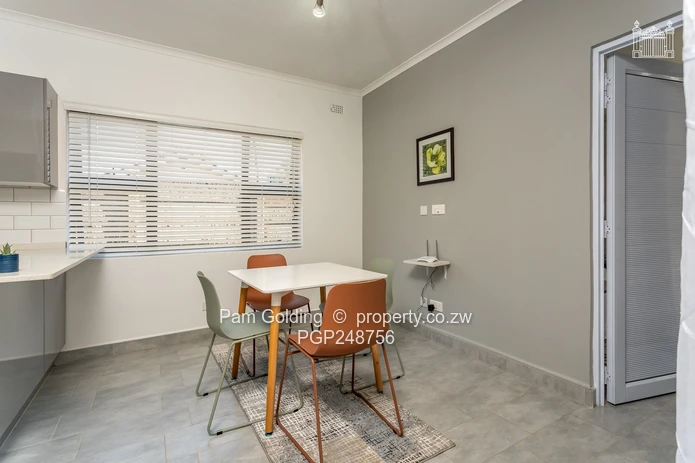 Stylishly Furnished 2 Bedroom Cottage