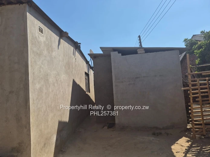 Budiriro 5 House for sale