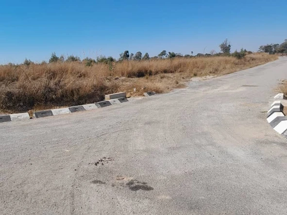 Stands & Residential Land