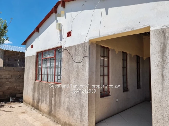 3 BR House in Cowdray Park, Bulawayo