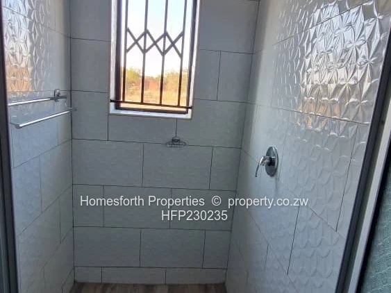 Eastvale Masvingo Bnb The Grey Mansion