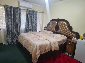 3 Bedroom Garden Flat