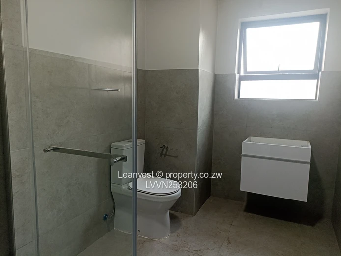 Modern Studio Apartment - Highlands
