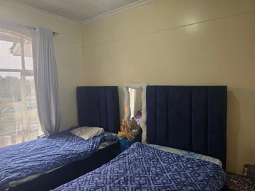 2 Bedroom Flat & Apartment