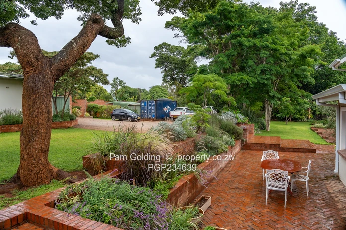 Prime Location Boscobel Drive East Highlands 