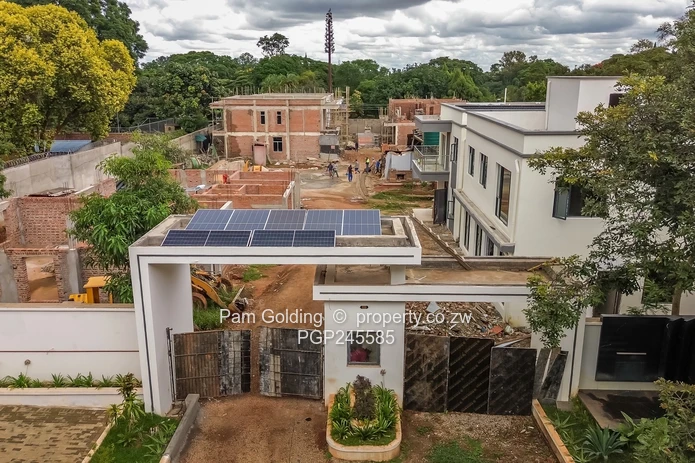 PRICE REDUCED — Upmarket Townhouses for Sale in Highlands