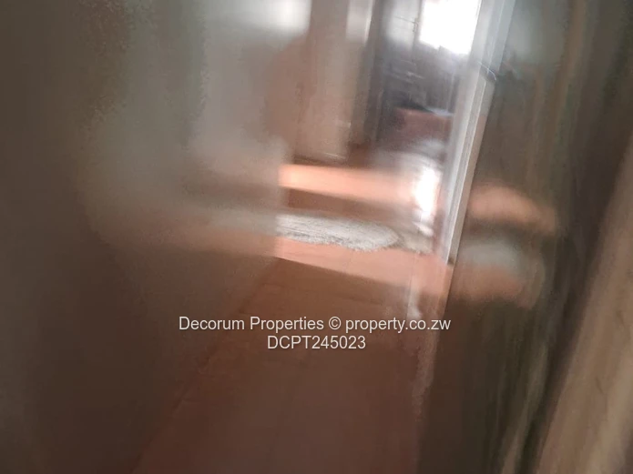 Spacious 4-Bed Home in Waterfalls- Mainway Meadows with Borehole