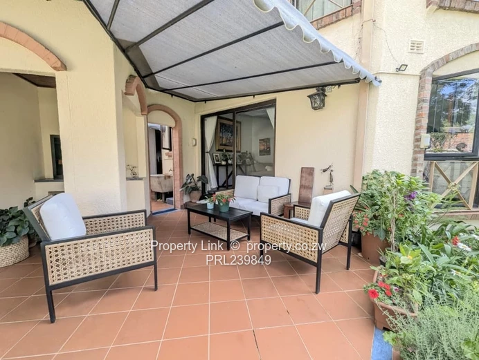 Double Storey Townhouse In Wonderful Complex