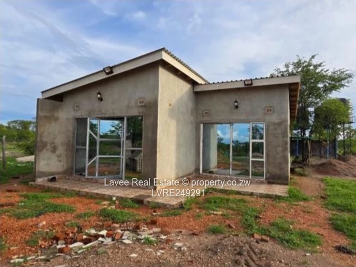 PRIME PRIVATE SCHOOL STAND HALFWAY in KADOMA 1.96ha