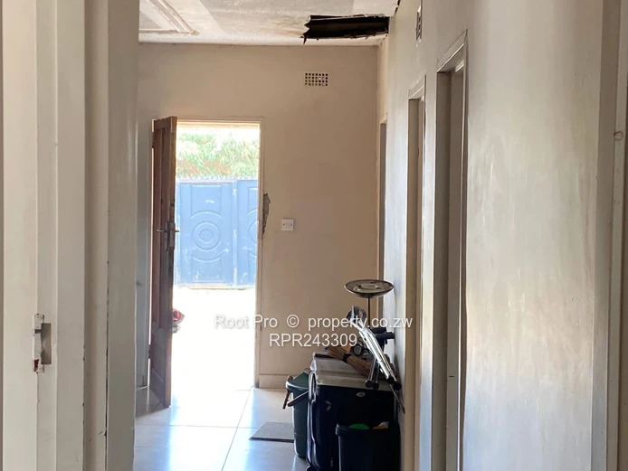 Budiriro Cabs House To Rent  (Sole Mandate)