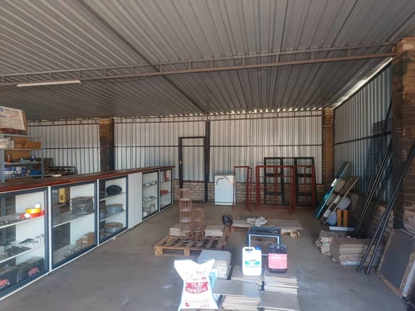 Warehouse & Factory