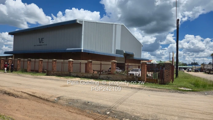 Workshop for sale in Turf Mhondoro Ngezi near Zimplats