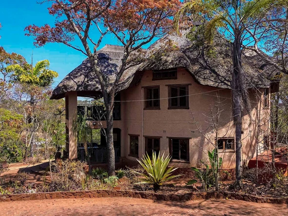 5 Bedroom House