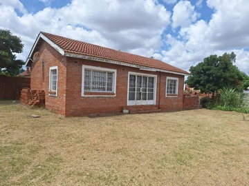 Waterfalls Parktown Subdivision Stand For sale