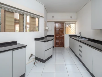 3 Bedroom Garden Flat
