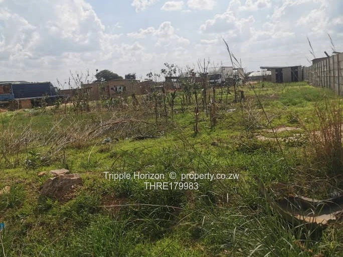 Industrial stand for sale in Damofalls park Ruwa