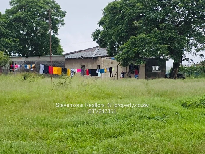 Farm for Sale in Bulawayo along Plumtree Road 