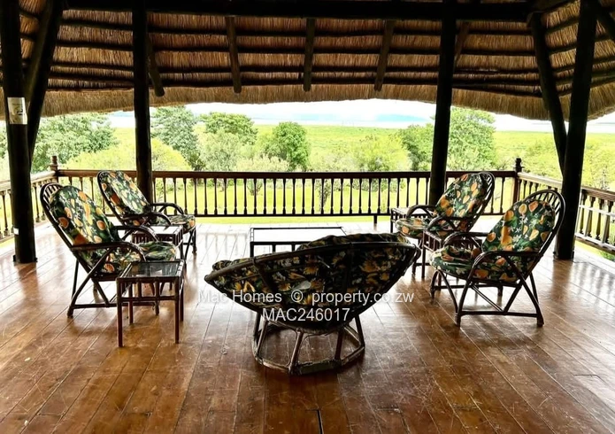 Charara 5 Bedroom Kariba Property For Sale