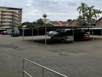 2 Bedroom Flat & Apartment