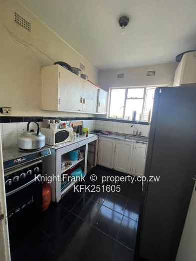 2-Bed Apartment in Avenues CBD - Renovation Opportunity