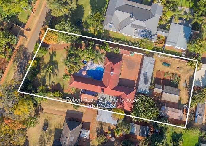 Prestigious Highlands Address-Spacious Family Home