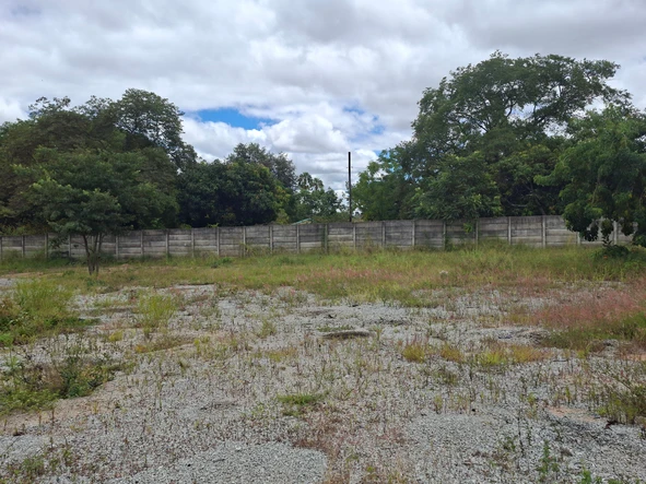 Commercial & Industrial Land