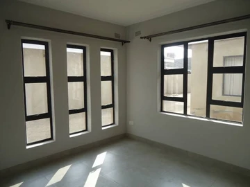 3 Bedroom Garden Flat