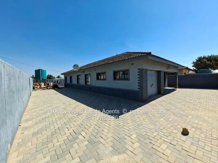 Ruwa Sebassa Park House for Sale