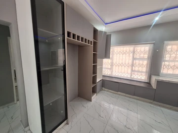 3 Bedroom Garden Flat
