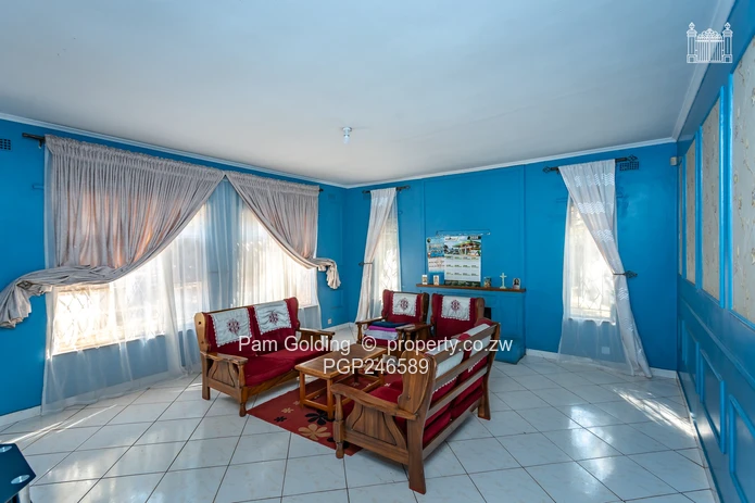  4 Bedroom Family Home With A Prolific Borehole