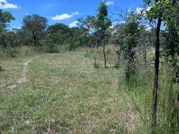 Commercial & Industrial Land