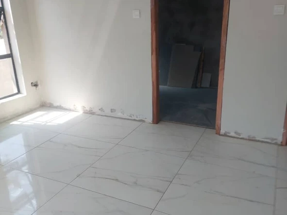 4 Bedroom Flat & Apartment