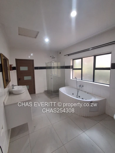 4 Bedroom House To Let in Mt Pleasant  (Sole Mandate)