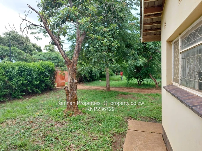 5 bedroomed Fixer Upper in Kadoma