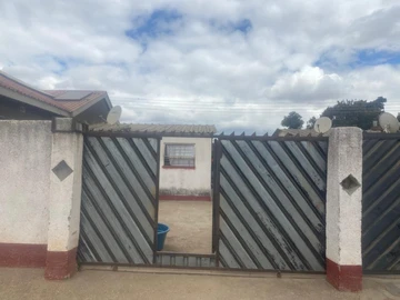 House For Sale In Zengeza 2