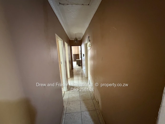 WestgateArea D 4-Bed Home: Gated, Borehole $220k