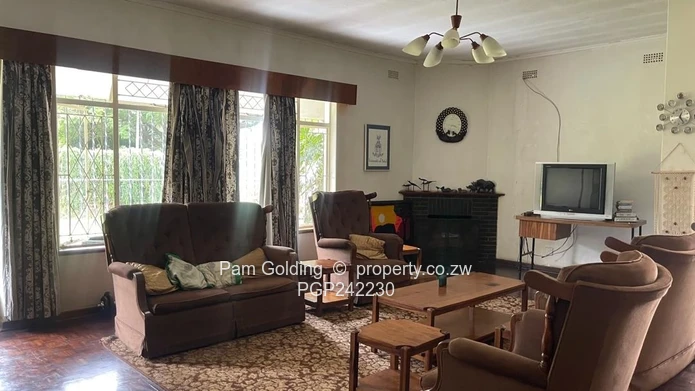 3 Bedroom House In Eastlea (Sole Mandate)